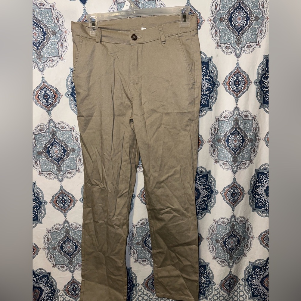 Gray khaki pants very much does need to be ironed in very good condition.